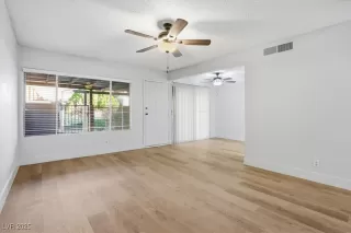 Photo #3: 2737360 Listing 