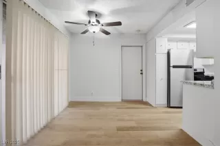 Photo #4: 2737360 Listing 