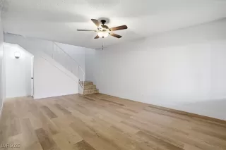 Photo #5: 2737360 Listing 