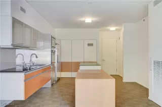 Photo #6: 2737374 Listing