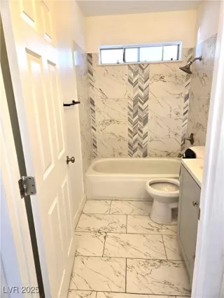 Photo #2: 2737395 Listing 