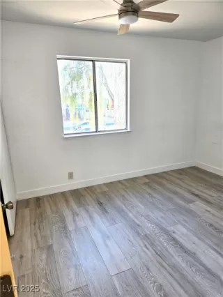 Photo #3: 2737395 Listing 