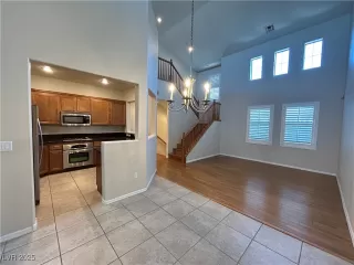 Photo #3: 2737405 Listing 