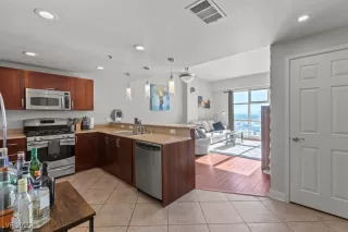 Photo #2: 2737414 Listing 