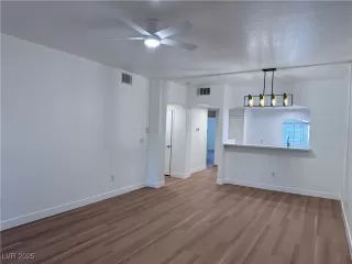 Photo #5: 2737462 Listing 