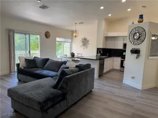 More Details about MLS # 2737463 : 5000 RED ROCK STREET 240