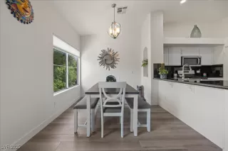 Photo #6: 2737463 Listing