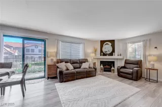 Photo #6: 2737492 Listing