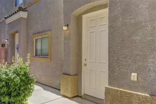 Photo #2: 2737519 Listing 