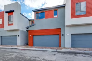 Primary Photo for MLS#: 2737556