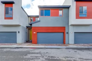 Photo #2: 2737556 Listing 