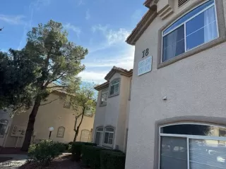 Photo #3: 2737639 Listing 