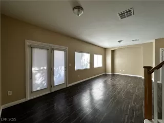 Photo #6: 2737659 Listing 