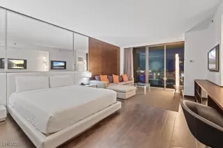 Photo #1: 2737685 Listing 