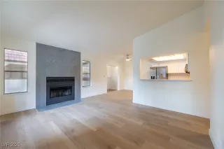 Photo #3: 2737717 Listing 