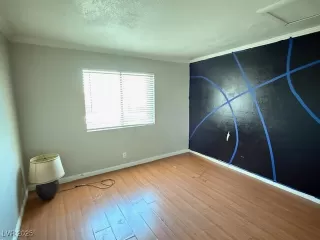 Photo #4: 2737733 Listing 