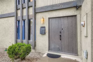 Photo #1: 2737739 Listing 