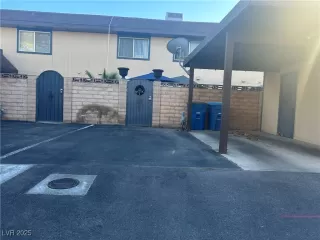 Photo #2: 2737762 Listing 