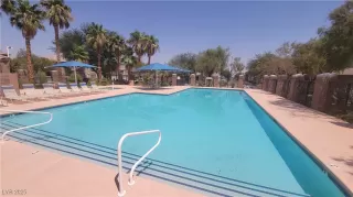 Photo #2: 2737764 Listing 