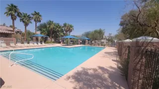 Photo #5: 2737764 Listing 