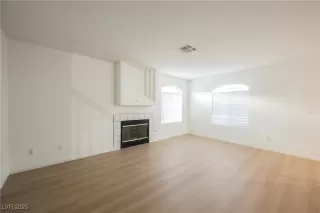 Photo #3: 2737784 Listing 