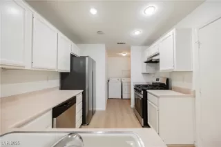 Photo #6: 2737784 Listing 