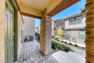 Photo #3: 2737825 Listing 