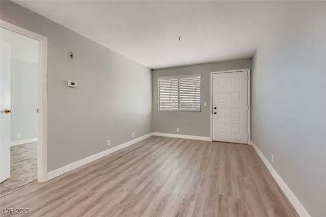 MLS: 2737834 Condo For Sale