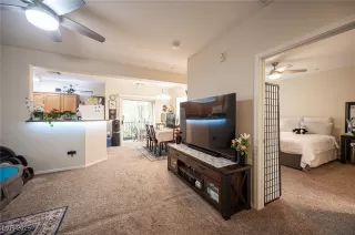 Photo #6: 2737842 Listing 