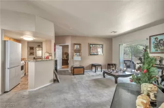 Photo #2: 2737844 Listing