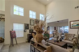 Photo #5: 2737858 Listing