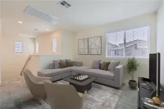 Photo #1: 2737866 Listing 