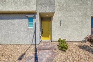 Photo #5: 2737866 Listing 