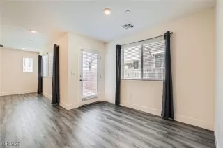 Photo #6: 2737866 Listing 