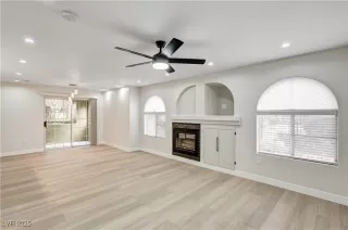 Photo #1: 2737932 Listing