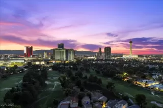 Photo #4: 2737941 Listing 