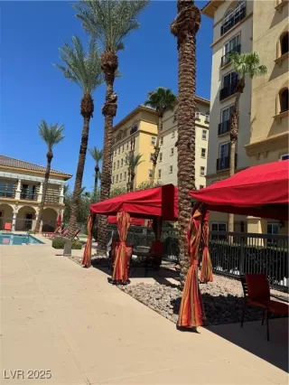 Photo #1: 2737996 Listing 