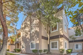 Photo #2: 2738016 Listing 