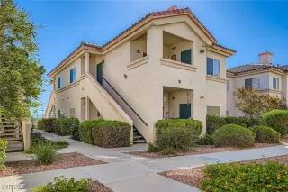 Photo #1: 2738021 Listing 