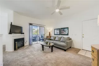 Photo #5: 2738021 Listing 