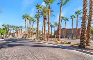 Photo #1: 2738055 Listing 