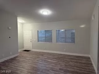 Photo #5: 2738087 Listing 