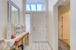 Photo #1: 2738089 Listing 