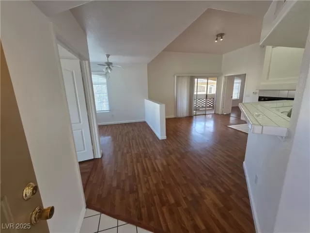 MLS: 2738110 Condo For Sale