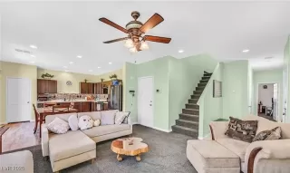 Photo #2: 2738131 Listing 