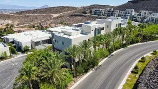 Photo #3: 2738212 Listing 