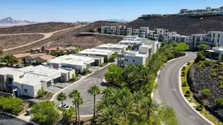 Photo #4: 2738212 Listing 