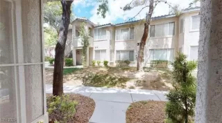 Photo #1: 2738218 Listing 