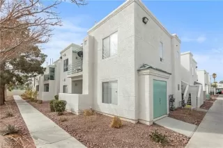 Photo #1: 2738224 Listing 