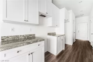 Photo #4: 2738243 Listing 